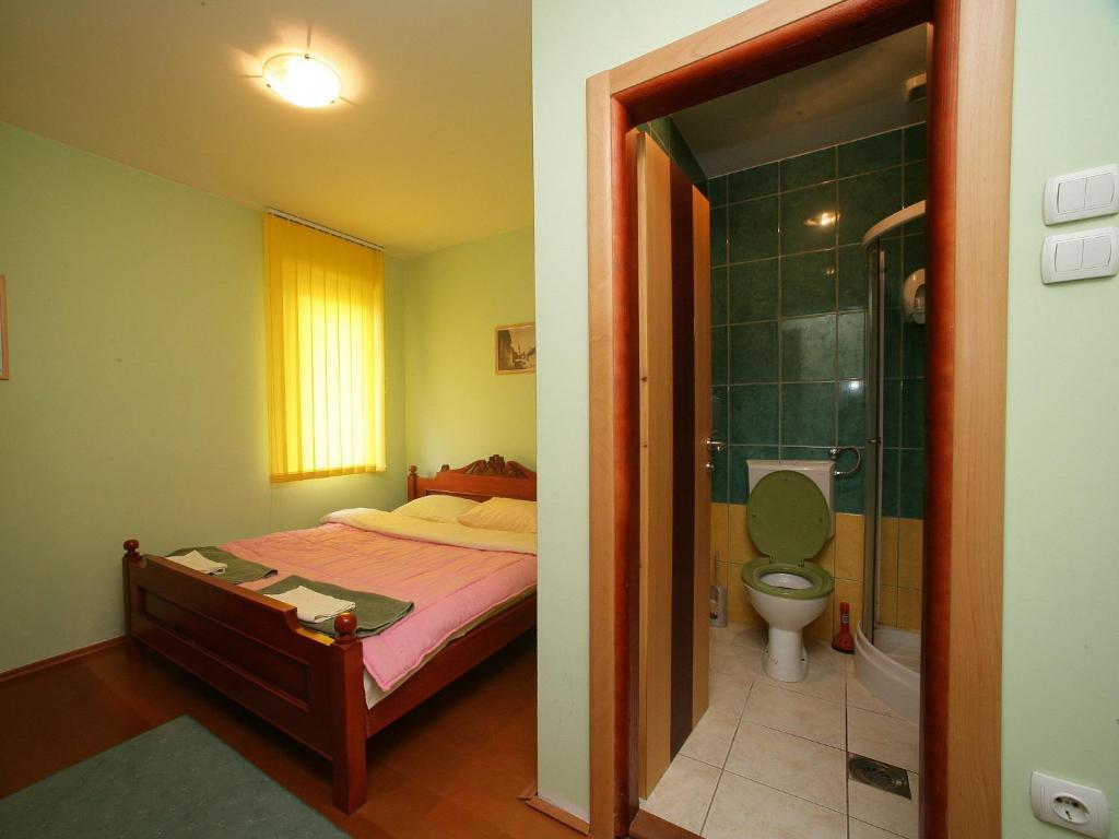 Villa Belilo 69 Sremski Karlovci Quarto foto